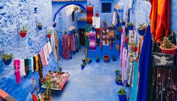 6 Days Marrakech to Chefchaouen via Desert Tour